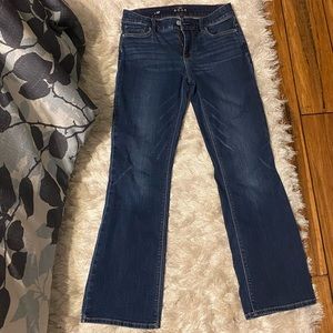 White House Black Market 6p bootcut jeans